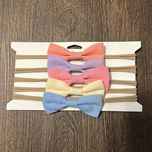 •NEW•Posh Peanut Bows